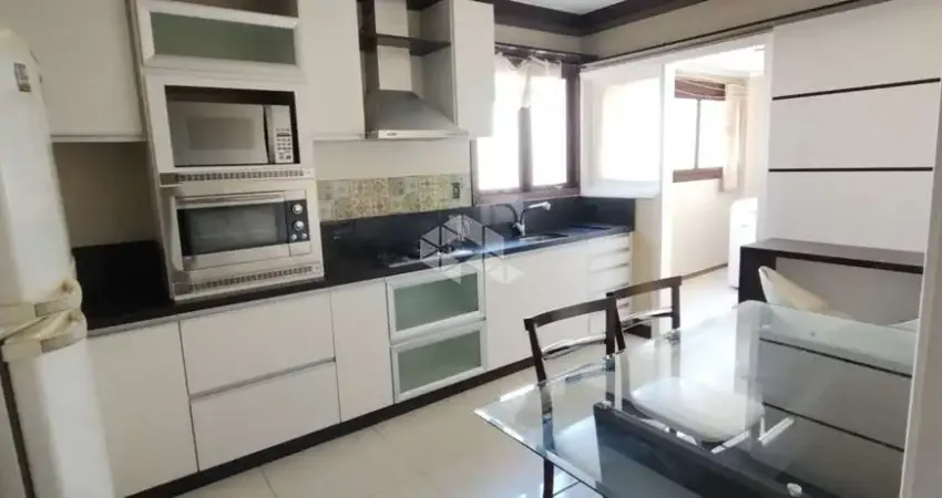 Apartamento mobiliado com 3 dormitórios sendo 1 suíte no bairro Medianeira em Caxias do Sul