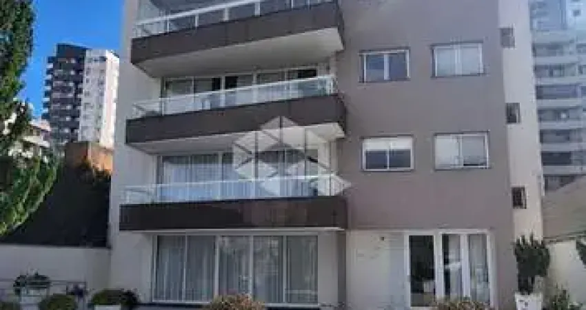 Apartamento com três dormitórios,  no Altos do Juvenil em Caxias do Sul RS