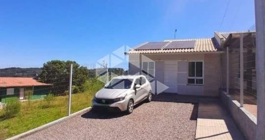 CASA COM PÁTIO E PLACA SOLAR NO SRA DAS GRAÇAS EM CAXIAS DO SUL/RS