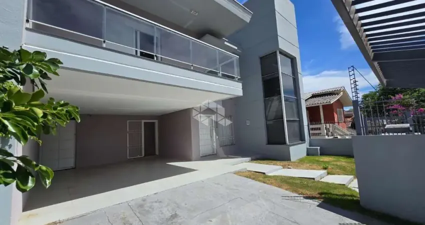 03 suítes sendo 01 máster no altos do seminário em caxias do sul/rs.