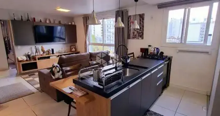 Apartamento semimobiliado à Venda - 1 Dormitório | Garagem | Ótima Localização