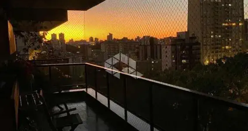 Apartamento com 3 suítes, vista panorâmica no Bairro Exposição