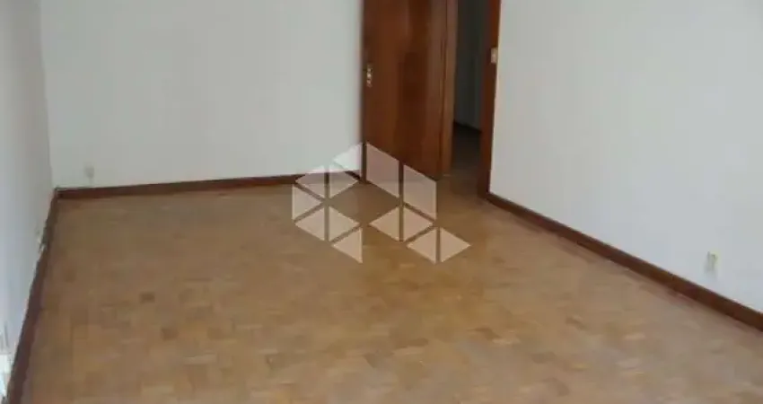 Conjunto comercial 76,10m² composto de três salas na general vitorino centro histórico