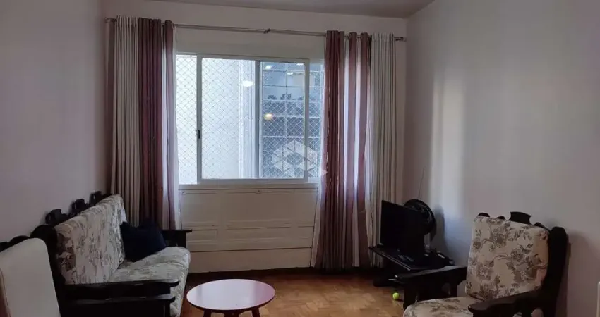 Apartamento de dois quartos no bairro Centro Histórico.