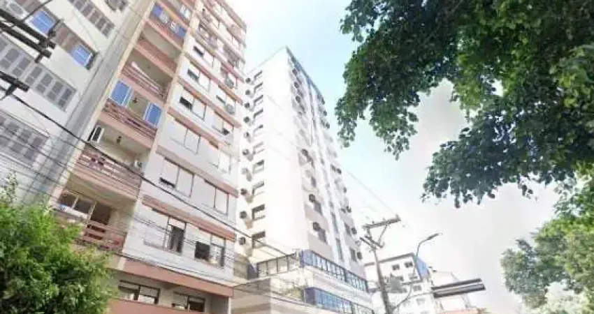 Apartamento com 2 quartos na Rua Lima e Silva em Porto Alegre.
