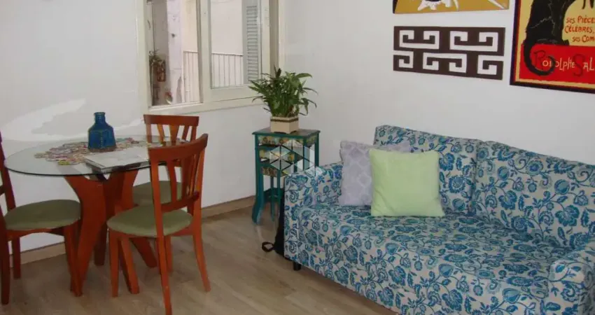 Ótimo apartamento térreo de frente com 02 dormitórios na azenha em porto alegre