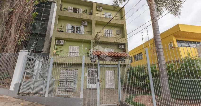 Apartamento térreo de 1 quarto no bairro Auxiliadora em Porto Alegre