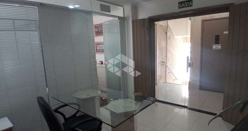 Crédito Real Vende Ampla Sala Comercial no Centro Histórico - Porto Alegre - RS