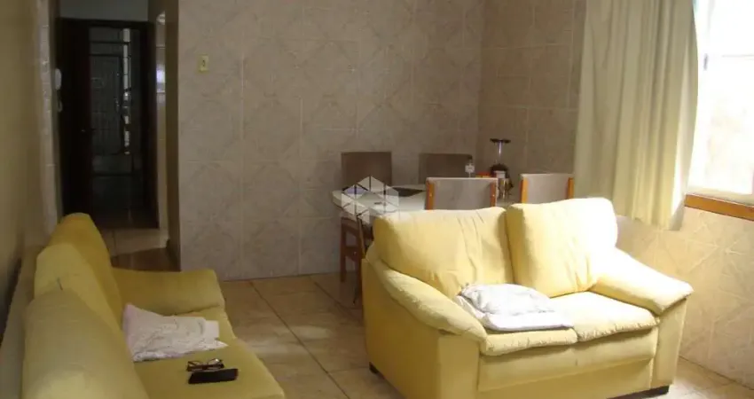 bom  apartamento 02 quartos com sacada e closet no Centro Histórico