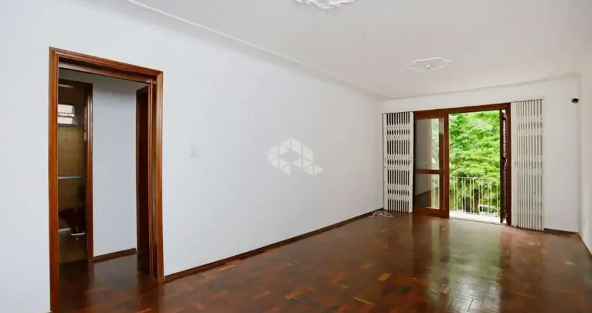 Apartamento de 2 quartos com Sacada no bairro Auxiliadora