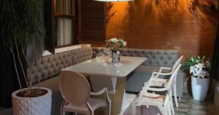 Casa com 2 quartos à venda na Rua G, 15, Passo das Pedras, Porto Alegre