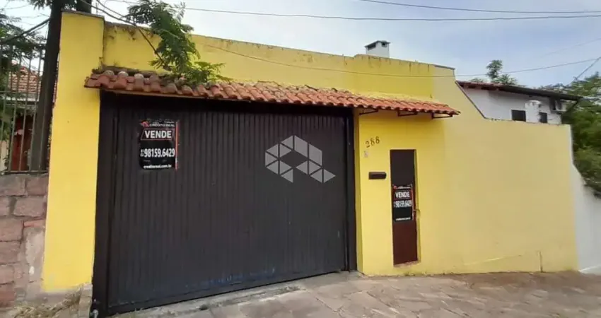 Casa 2 dormitórios terreno com 3 casas para venda no Bairro Santa Tereza em Porto Alegre