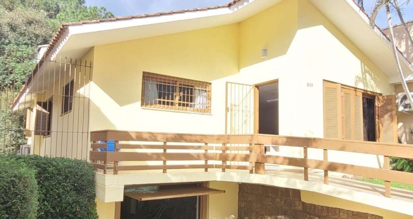 Casa 3 dormitórios para venda no bairro Partenon Porto Alegre