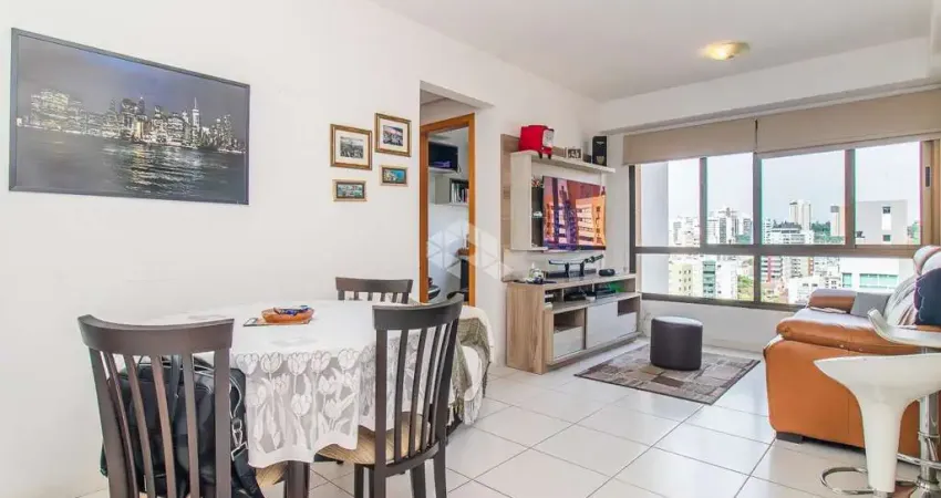 Excelente apartamento de 02 dormitórios com 01 suíte com  65,31m² privativos e 01 vaga coberta e escriturada no Passo da Areia em Porto Alegre,