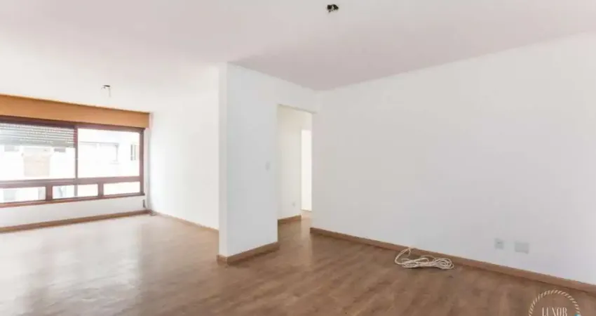 Apartamento 3 dormitórios, suíte, vaga coberta, 126m² no Jardim Lindóia em Porto Alegre.