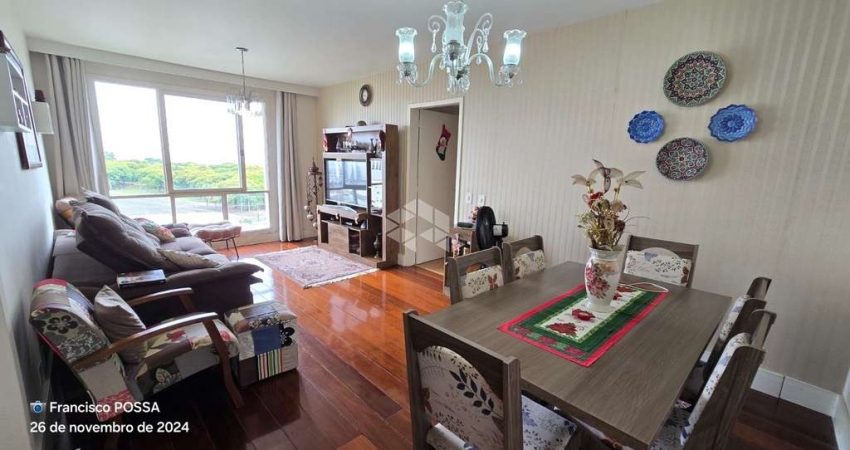 Apartamento 3 dormitórios no bairro Menino Deus