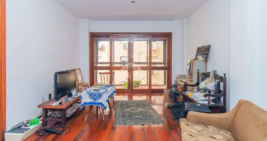 Apartamento amplo sendo 3 dormitórios e 2 vagas de garagem!