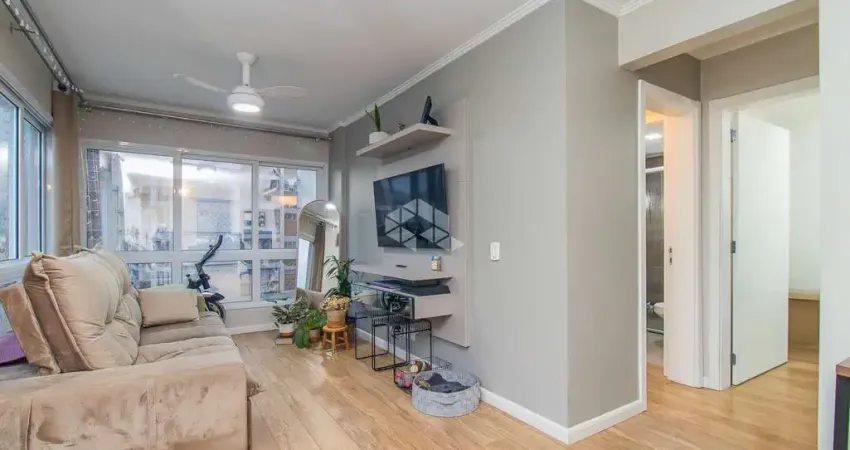Apartamento à venda no bairro Rio Branco com 2 dormitórios, suíte e 2 vagas! Perto do Parcão e Zaffari!