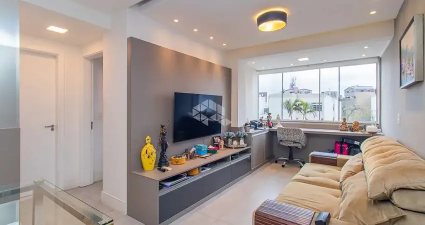Apartamento de 2 dormitórios, decorado por arquiteto com 2 vagas de garagem!