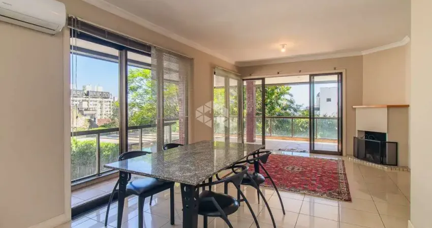 Amplo e exclusivo apartamento de 3 suítes e 3 vagas no bairro mont serrat!