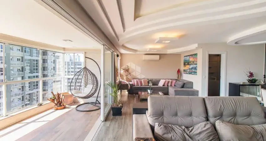 Apartamento de 4 quartos, sendo 3 suites, com 3 vagas de garagem no central parque