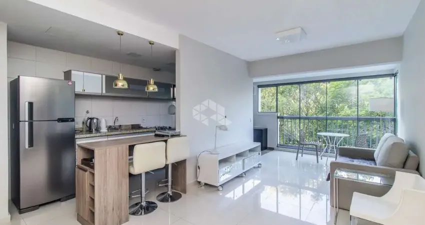 Apartamento de 1 dormitório e 1 vaga em andar alto no bairro três figueiras