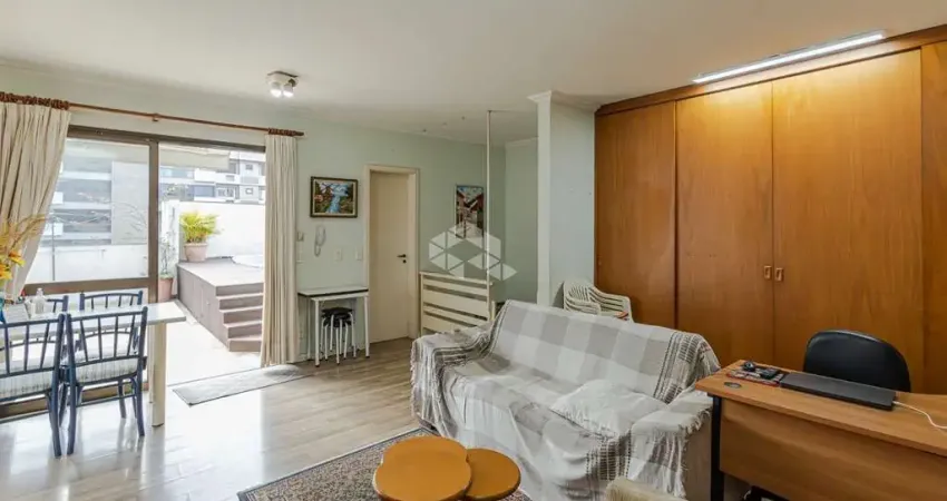 Cobertura com 3 dorm 2 vagas, na rua anita garibaldi, mont serrat