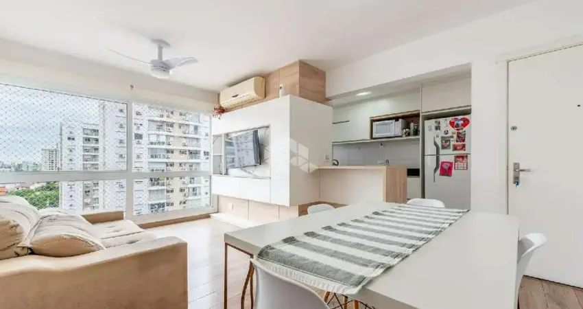 Apartamento com 80m² e 3 dormitórios, 1 suíte, 2 vagas no bairro passo da areia em porto alegre