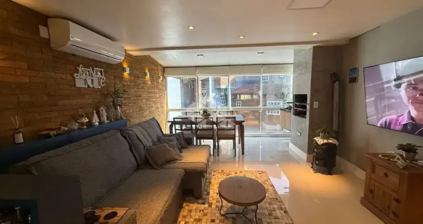 Casa à venda no bairro tristeza - 2 suítes, sótão com sacada e 2 vagas