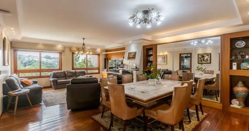 CASA 4 DORMITÓRIOS 3 SUÍTES COM 5 VAGAS - BOA VISTA