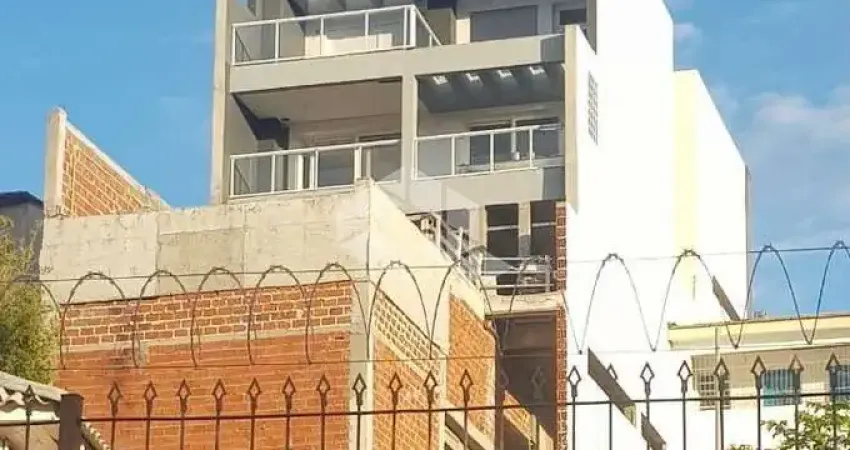CASA Á VENDA COM 4 DORMITÓRIOS/QUARTOS, 3 VAGAS/BOX, NO BAIRRO TERESÓPOLIS, PORTO ALEGRE/RS.