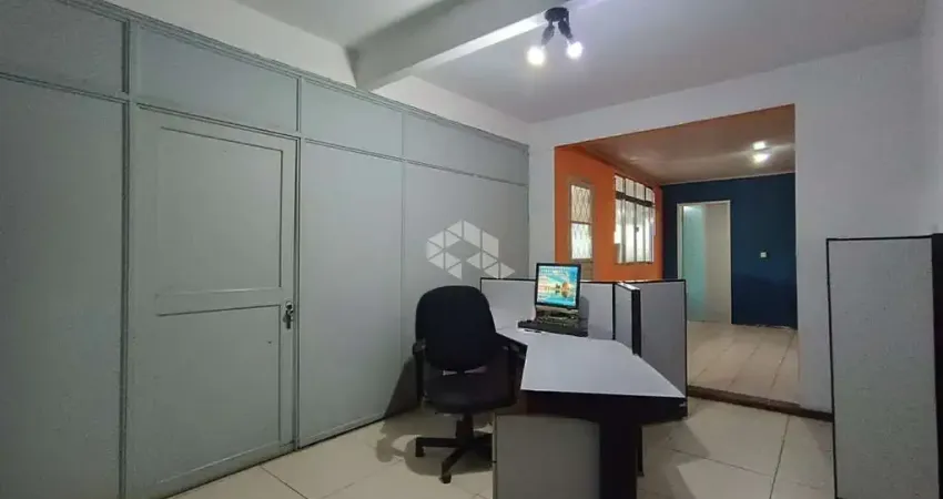 Prédio comercial com 400m² com 3 lojas, 3 salas comerciais, depósito e 3 vagas - santa maria goretti