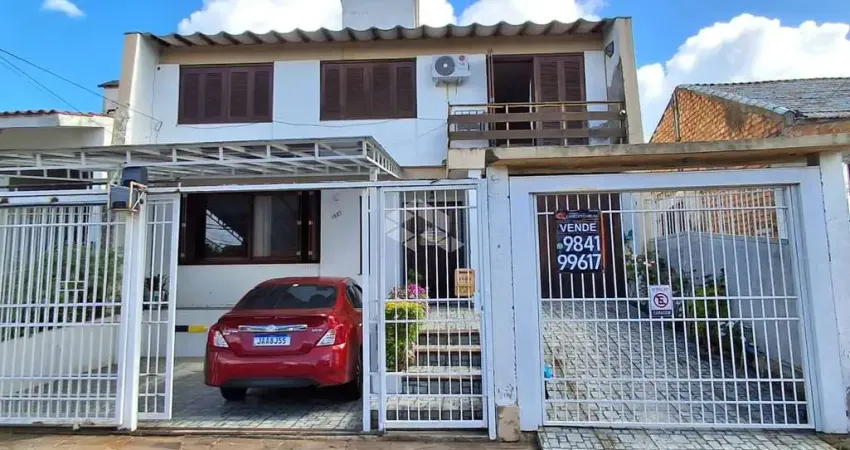 Casa com 200 m² e 3 quartos à venda no Jardim Carvalho.