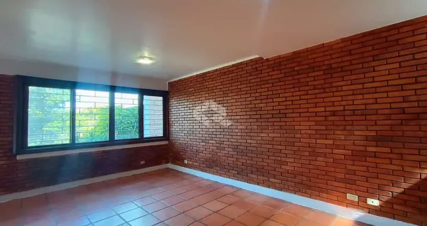 Casa/ sobrado 3 dormitórios com 1 suíte, dependência e 2 vagas cobertas - teresópolis