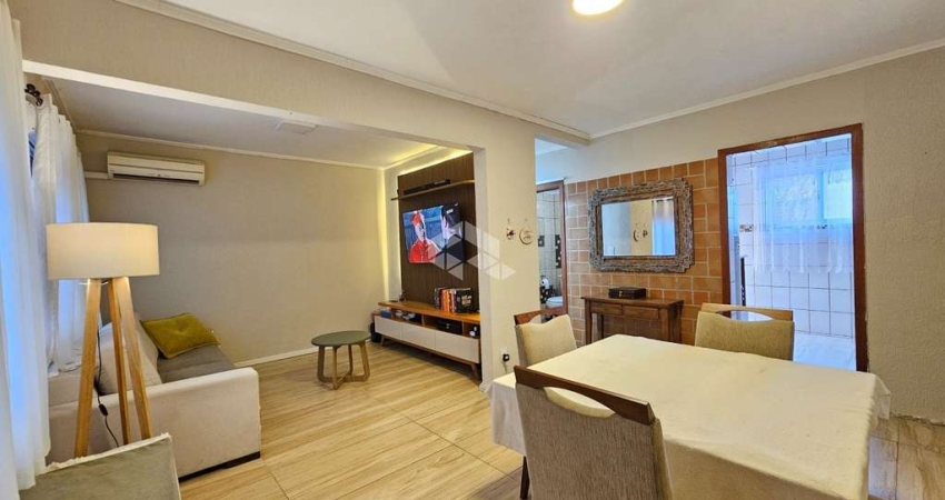 Apartamento a venda semimobiliado 3 dormitórios com vaga de garagem coberta, Humaitá, Porto Alegre