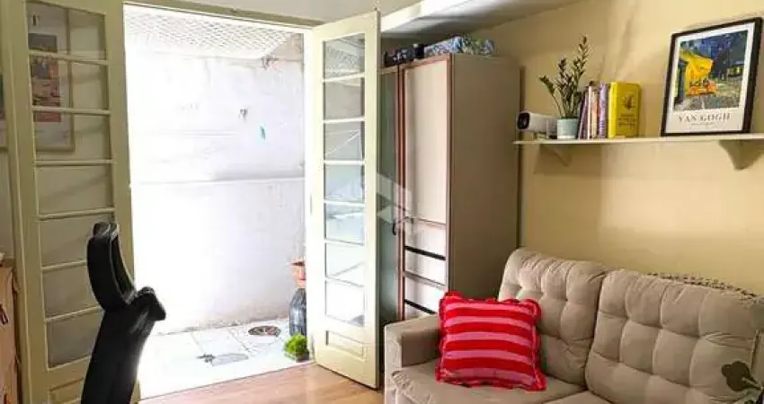 Apartamento a venda com 02 quartos sem vaga -centro hsitórico -porto alegre