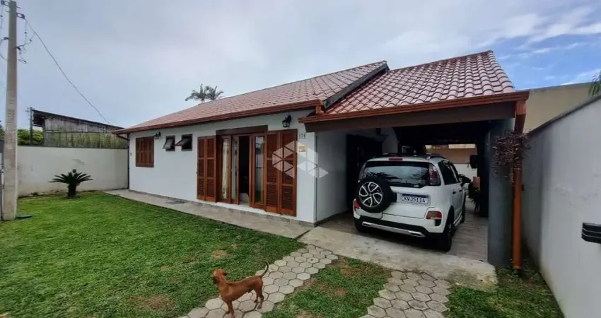Casa com 3 quartos à venda na Guimarães, 178, Ingleses do Rio Vermelho, Florianópolis