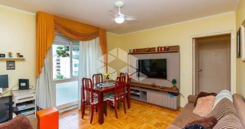 Apartamento 2 quartos, 2 banheiros, mais dependência de empregada