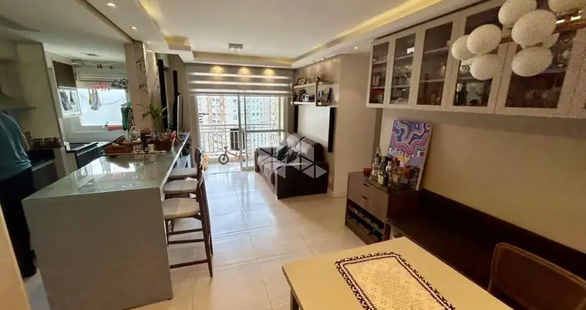 3 Dormitórios com 2 vagas todo mobiliado - Vila Ipiranga