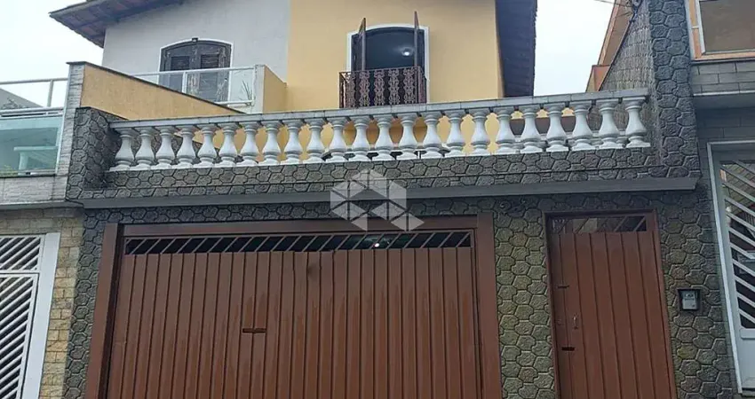 Casa com 3 quartos à venda na Rua Guaraja, 252, Vila Mazzei, São Paulo