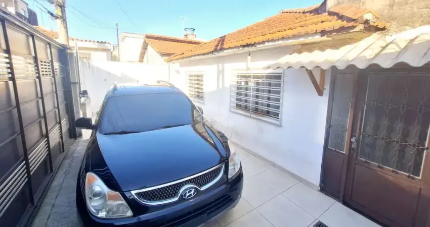 Casa terrea a venda no Parque Edu chaves