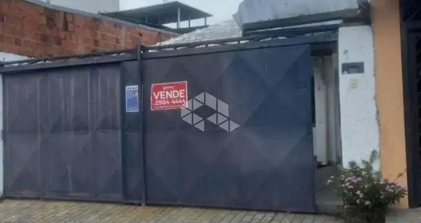 Casa com 2 quartos à venda na Rua Bento Capinam, 8, Carandiru, São Paulo