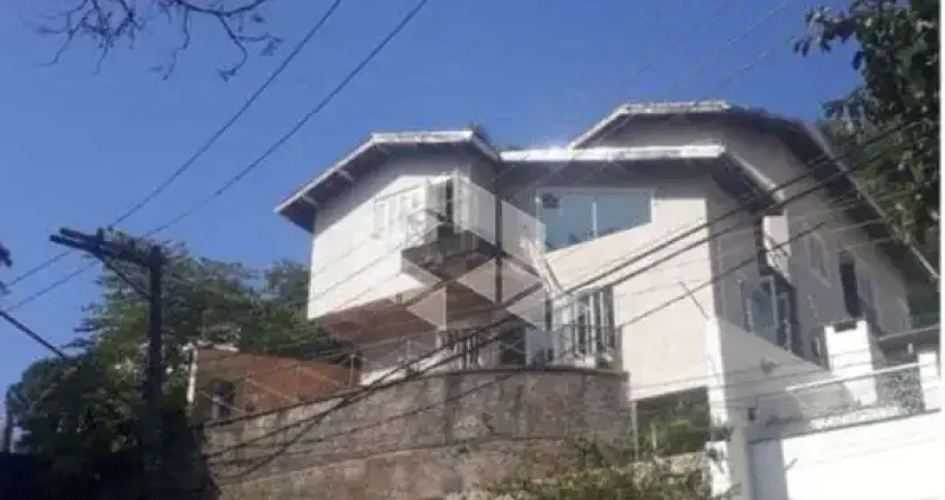 Casa em condomínio fechado com 4 quartos à venda na Rua Maria da Conceição Fonseca, 466, Jardim Ibiratiba, São Paulo