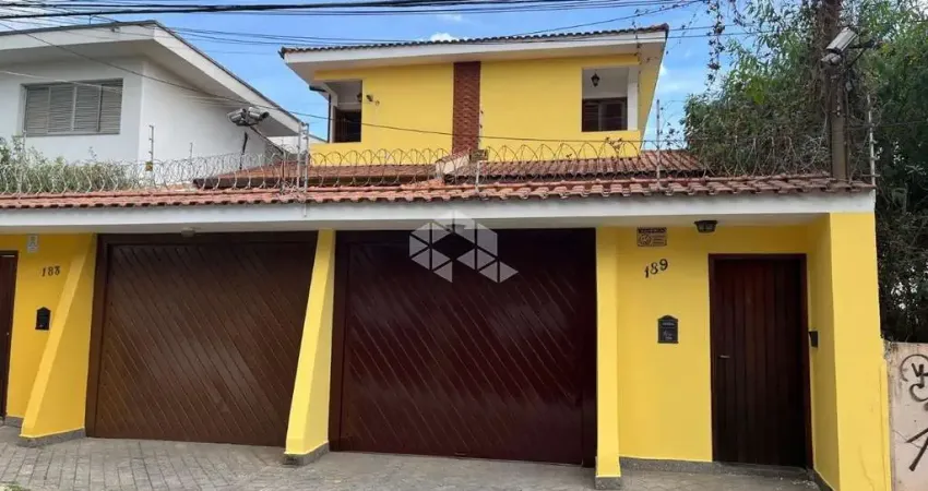 Casa com 3 quartos à venda na Rua Pelegrino, 189, Jardim do Colégio, São Paulo