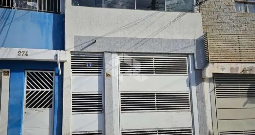 Sobrado à venda na vila nova cachoeirinha com 03 quartos, 01 suíte e uma vaga