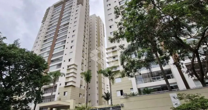 Apartamento mobiliado de alto padrão com 144m², com três dormitórios, varanda gourmet  e 2 vagas