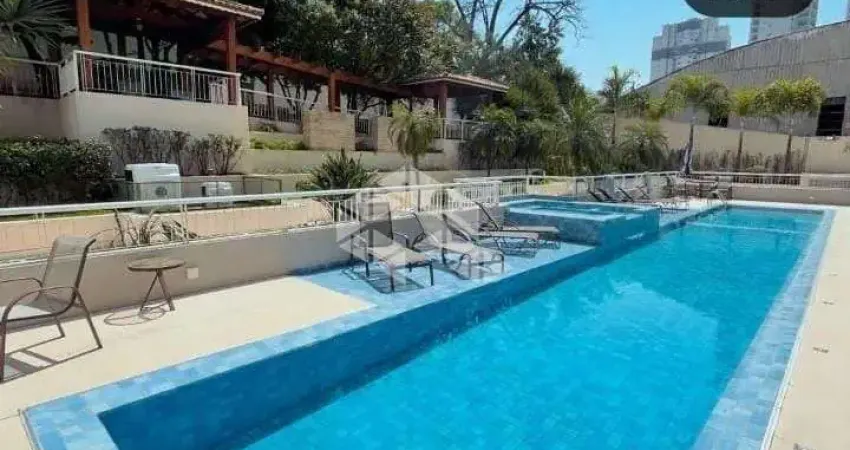 Duplex Exclusivo | 105 m² | Porteira Fechada | Vista Permanente para o Campo de Marte