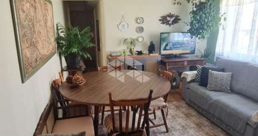 Apartamento 60m² sendo 2 quartos com 1 banheiro e vaga coberta