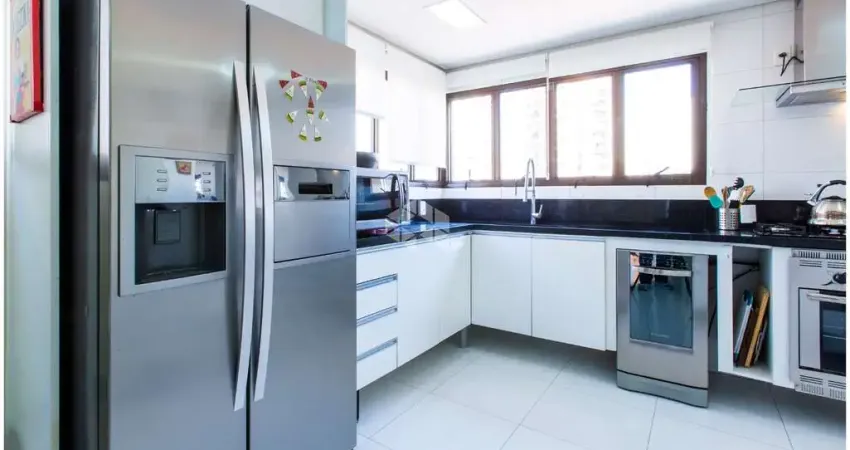 APARTAMENTO À VENDA_230M²_4 DORMITÓRIOS_SENDO 4 SUÍTES_EDIFICIO LE VILLAGE_CHÁCARA KLABIN_SÃO PAULO