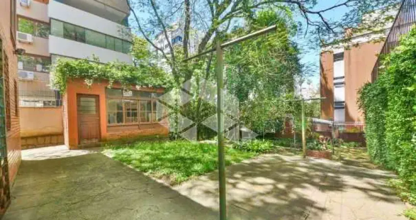 Casa com 3 quartos à venda na Avenida Pirapó, 131, Petrópolis, Porto Alegre
